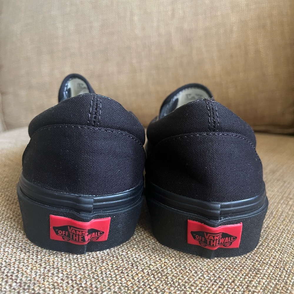 Vans Women’s Black Classic Slip-On - Picture 3 of 5